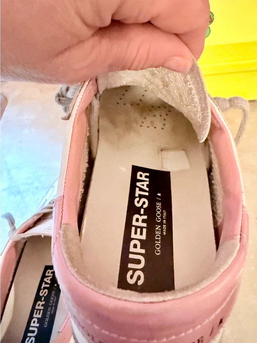 Golden Goose women’s superstar White and Pink Low-Top Sneakers with Gray Star - Picture 7 of 13
